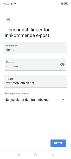 Skriv inn Brukernavn og innkommende serveradresse. Velg NESTE