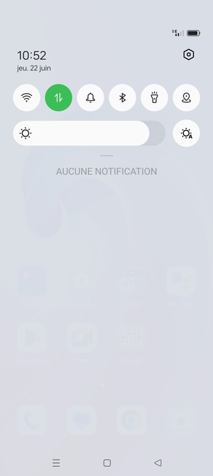Déroulez à nouveau le menu du haut
