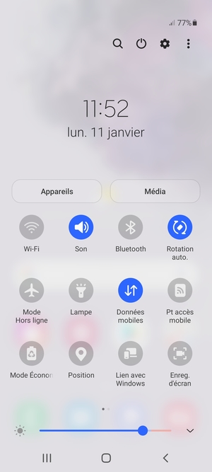 Sélectionnez le bouton v
