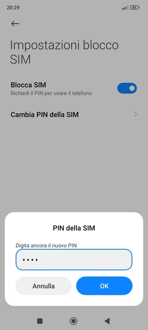 Conferma il nuovo  PIN della SIM e seleziona OK