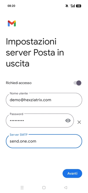 Inserisci l'indirizzo del server di posta in uscita e seleziona Avanti