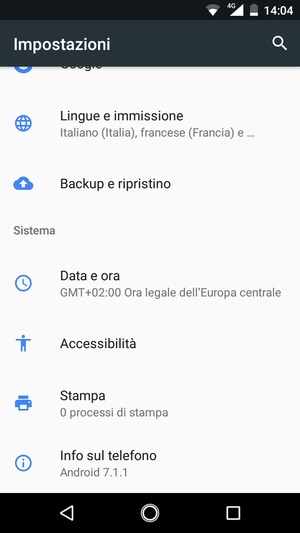 Scorri e seleziona Info sul telefono