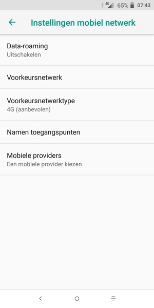 Om van netwerk te wisselen in geval van netwerkproblemen, selecteert u Mobiele providers