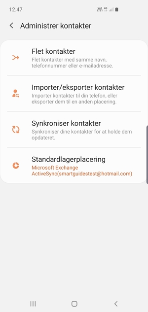 Vælg Importer/eksporter kontakter