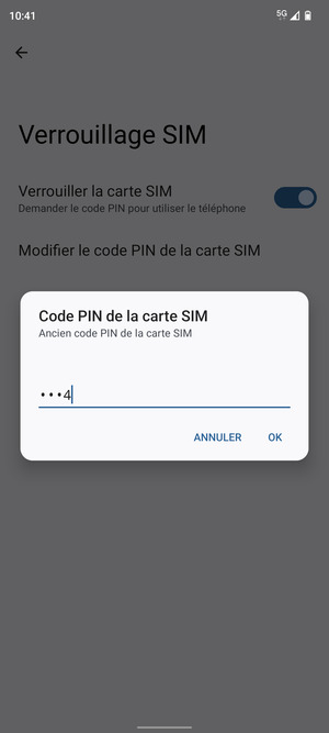 Saisissez Ancien code PIN de la carte SIM et sélectionnez OK