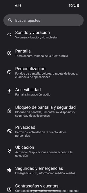 Desplácese y seleccione Bloqueo de pantalla y seguridad