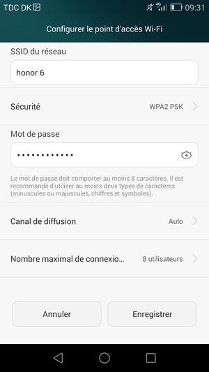 Saisissez un mot de passe d'au moins 8 caractères et sélectionnez Enregistrer