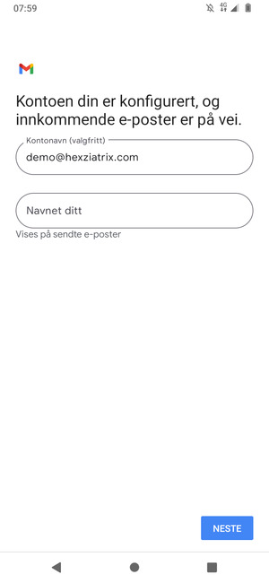 Gi kontoen din et navn, og skriv inn navnet ditt. Velg NESTE