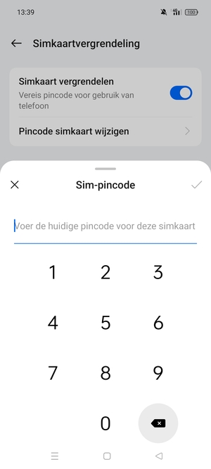 Voer uw Huidige pincode voor de simkaart in en selecteer OK