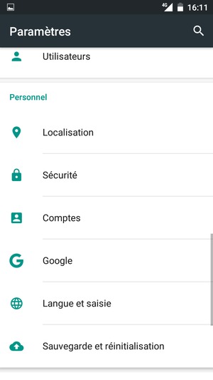 Faites défiler et sélectionnez Comptes