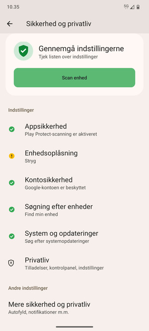 For at ændre PIN-koden til sim-kortet, gå til menuen Sikkerhed og privatliv  og  vælg Mere  sikkerhed og privatliv