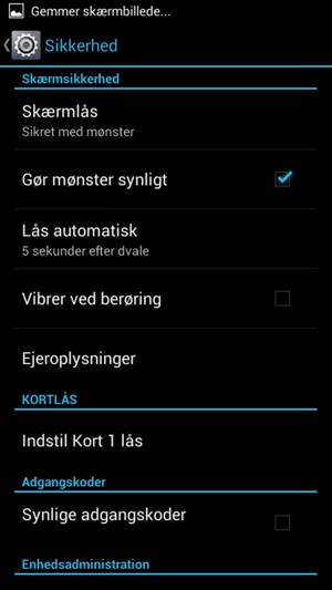 For at ændre PIN-koden til sim-kortet, vend tilbage til menuen Sikkerhed og vælg Indstil Kort lås