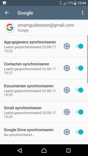 Uw contactpersonen van Google worden nu gesynchroniseerd met uw Xperia