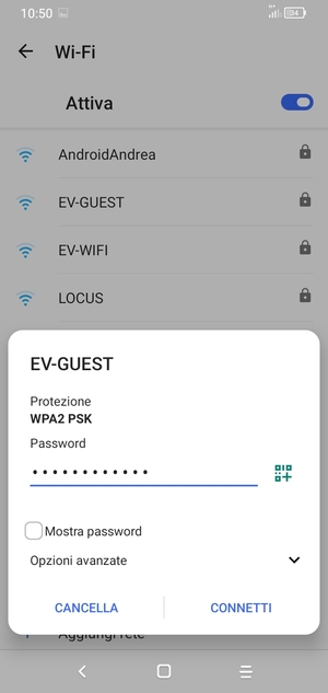 Inserisci la password del Wi-Fi e seleziona CONNETTI