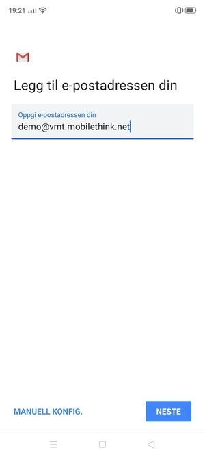 Skriv inn e-postadresse og velg NESTE