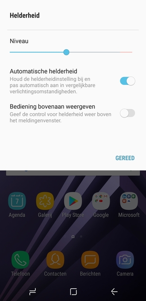 Schakel Automatische helderheid in en selecteer GEREED