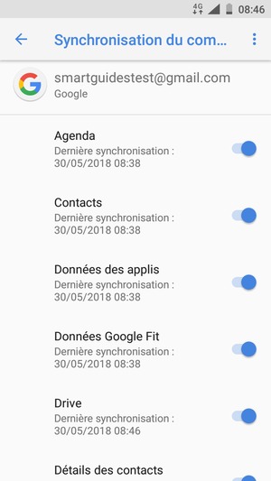 Assurez-vous que Contacts est sélectionné