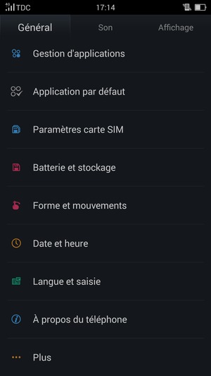 Faites défiler et sélectionnez Batterie et stockage