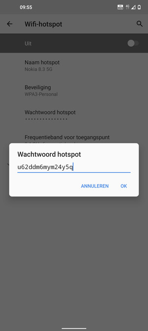 Voer een wachtwoord van een WiFi-hotspot in van ten minste 8 tekens en selecteer OK