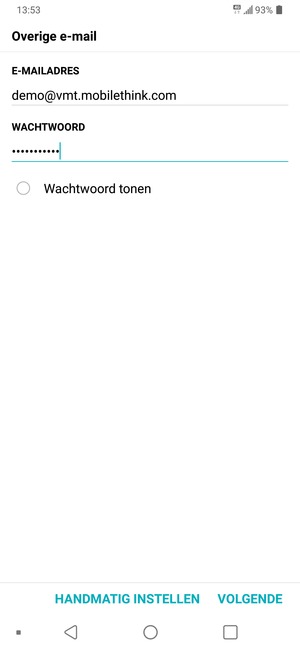 Voer uw e-mailadres en wachtwoord in. Selecteer VOLGENDE
