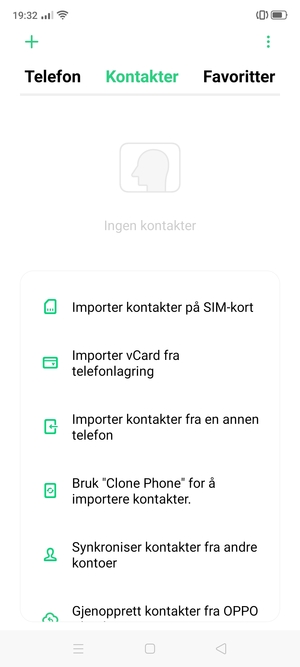 Velg Importer kontakter på SIM-kort