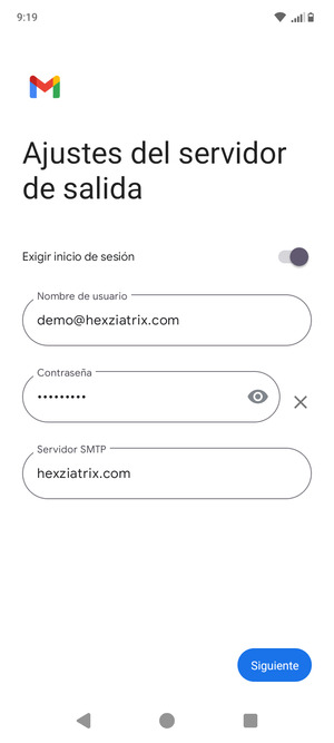 Introduzca la dirección de servidor saliente y seleccione Siguiente