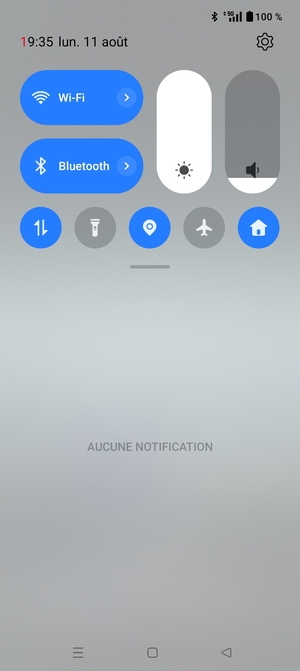 Déroulez à nouveau le menu du haut