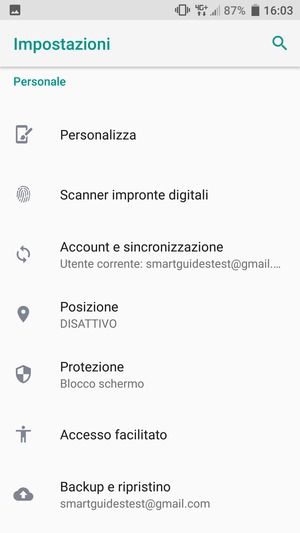 Torna al menu Impostazioni e seleziona Account e sincronizzazione