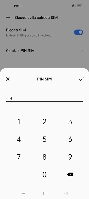 Inserisci PIN attuale per questa scheda SIM e seleziona OK