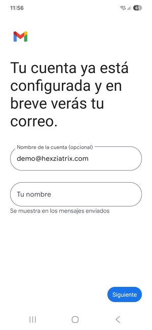 Déle a su cuenta un nombre e introduzca su nombre. Seleccione Siguiente