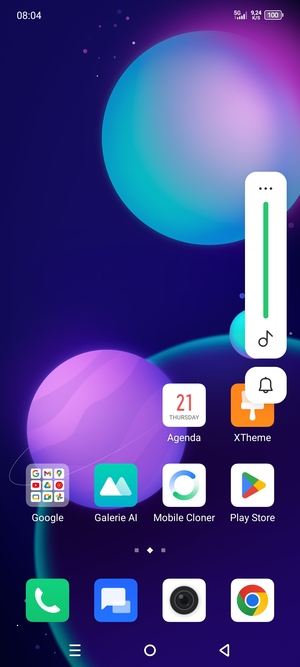 Maintenir appuyé pour baisser le volume au niveau requis