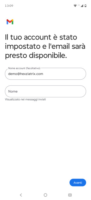 Scegli un nome per il tuo account e inserisci il tuo nome. Seleziona Avanti