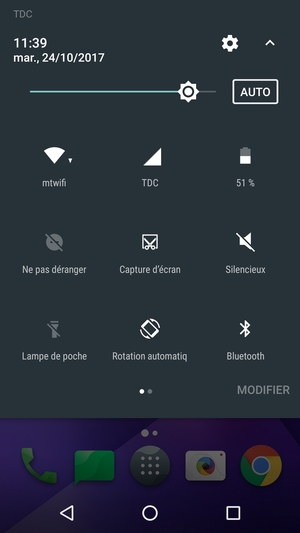 Sélectionnez Wi-Fi