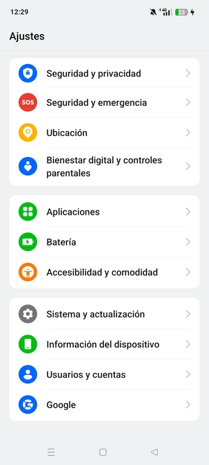 Desplácese y seleccione Usuarios y cuentas