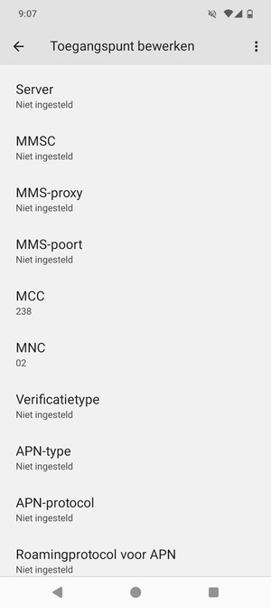 Scroll naar beneden en voer internetgegevens in