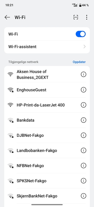 Velg det trådløse nettverket du vil koble til
