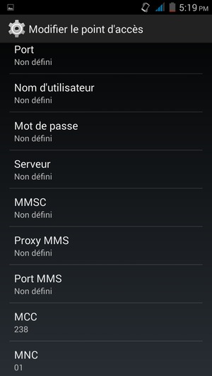 Faites défiler vers le bas et saisissez les informations MMS