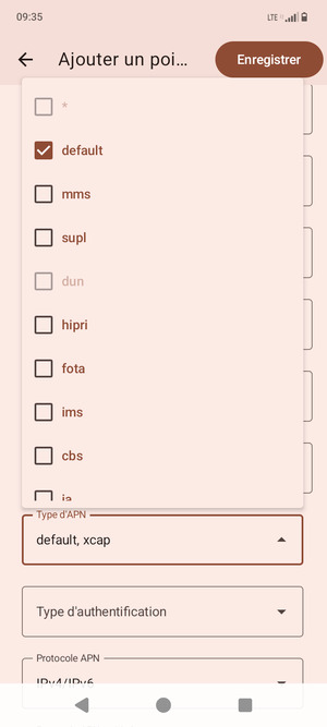 Assurez-vous que default est sélectionné