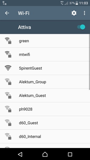 Seleziona la rete wireless a cui desideri connetterti
