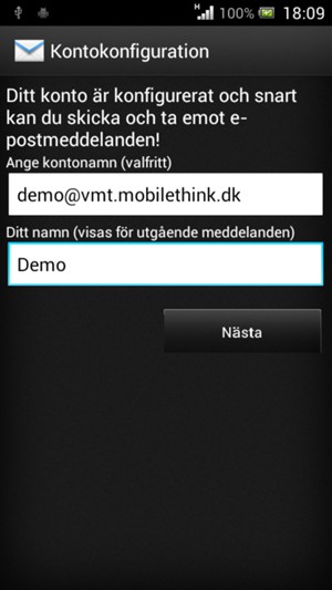 Ge ditt konto ett namn och ange ditt namn. Välj Nästa