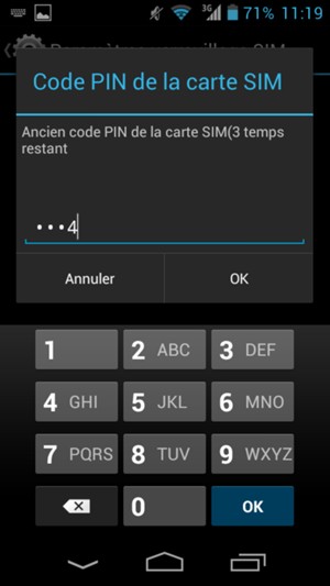 Saisissez votre Ancien code PIN de la carte SIM et sélectionnez OK