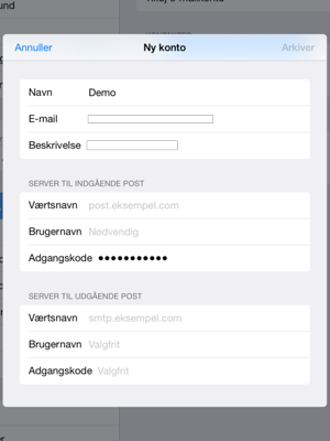Indtast e-mail-oplysninger for SERVER TIL UDGÅENDE POST og vælg Arkiver