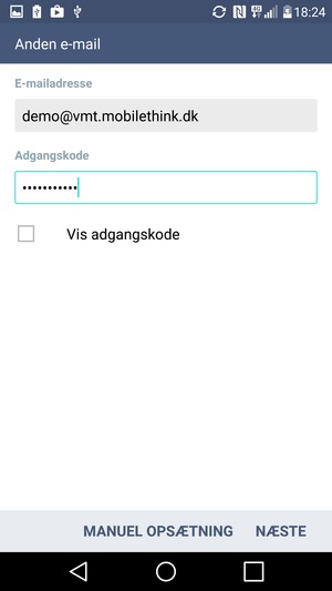 Indtast din e-mailadresse og adgangskode. Vælg NÆSTE