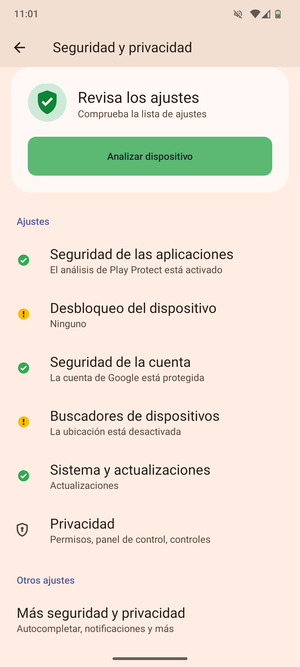 Para cambiar el PIN de la tarjeta SIM,  vaya al menú Seguridad y privacidad y  seleccione Más seguridad y privacidad