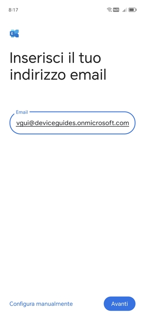 Inserisci il tuo indirizzo email e seleziona Configura manualmente