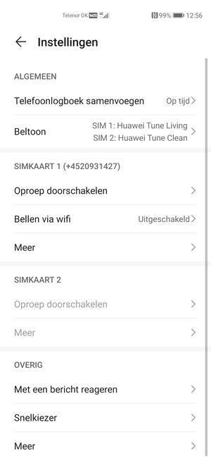 Scroll naar SIM 1 of SIM 2 en selecteer Meer
