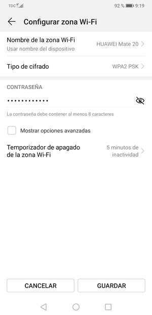 Introduzca una contraseña de punto de acceso Wi-Fi de al menos 8 caracteres y seleccione GUARDAR