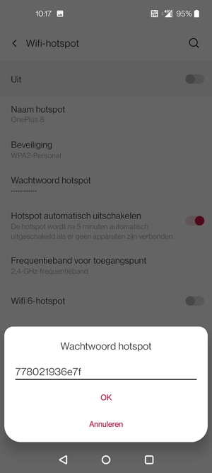 Voer een wachtwoord van een WiFi-hotspot in van ten minste 8 tekens en selecteer OK