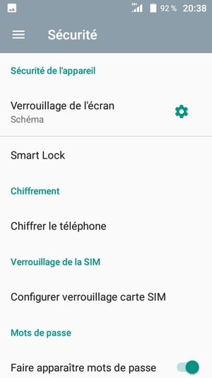 Pour modifier le code PIN de la carte SIM, retournez dans le menu Sécurité et sélectionnez Configurer verrouillage carte SIM
