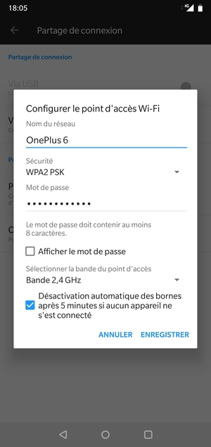 Saisissez un mot de passe de hotspot Wi-Fi d'au moins 8 caractères et sélectionnez ENREGISTRER